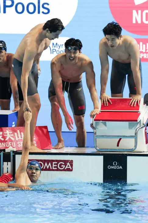 米蛙泳决赛, amp