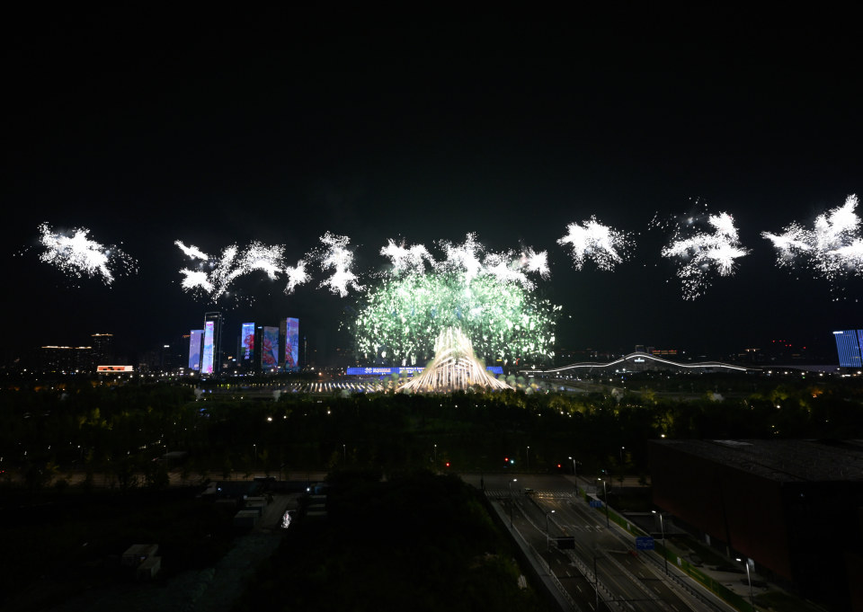 过湖面, WuPHF, 掌声此起彼