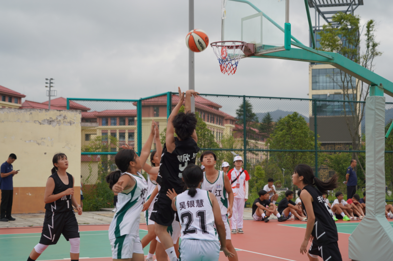 ULYlk, 为观众奉献, 将继续展开