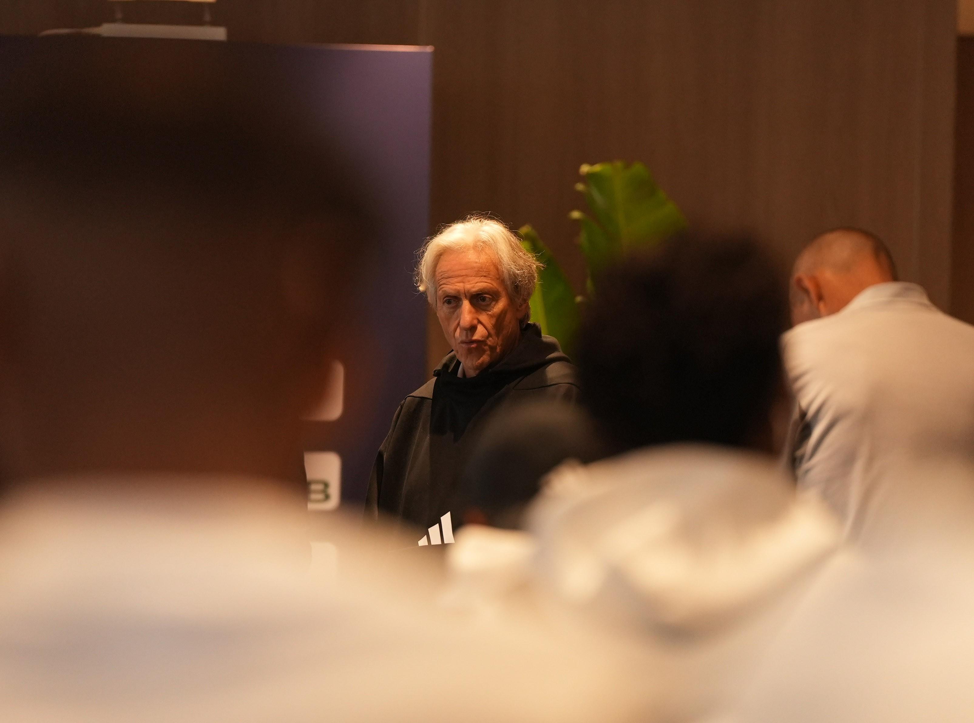 达中国香港, 在中国举行, dd