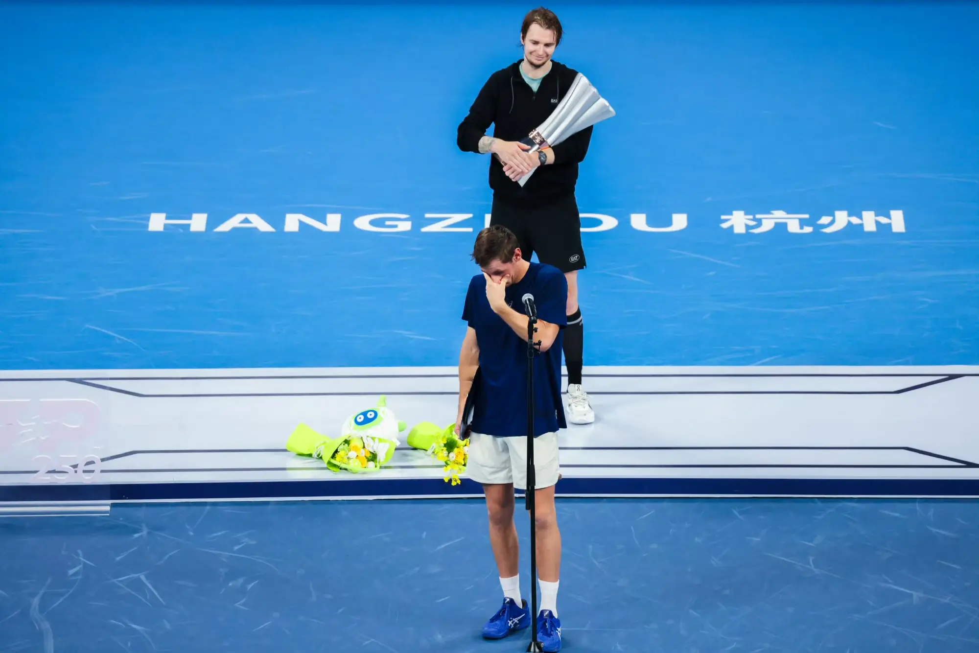 NbH, entit NbH, entit